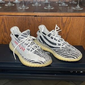 Adidas yezzy 350 v2 zebra 10.5
